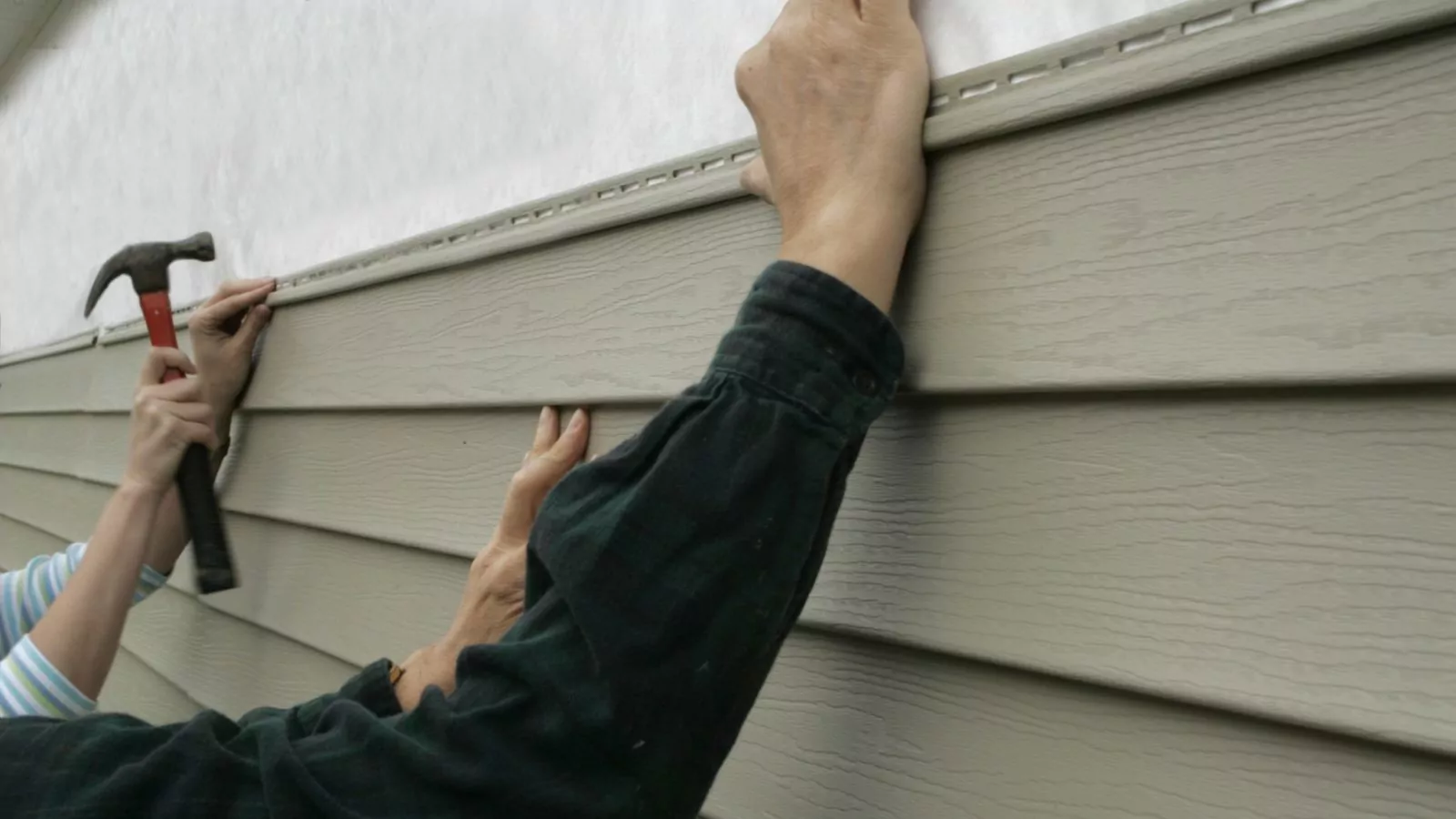 Durable Exterior Siding Solutions in Huntsville AL to Improve Energy Efficiency